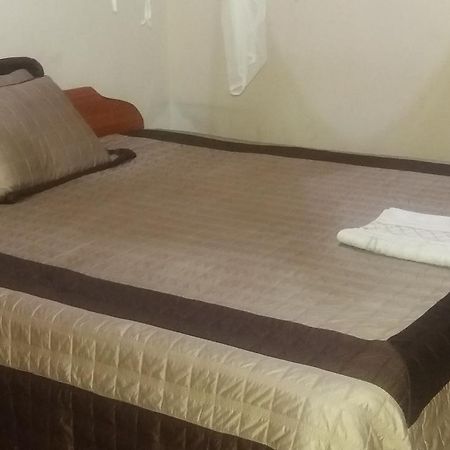 הוסטל לוסקה Kumunzi Backpackers מראה חיצוני תמונה