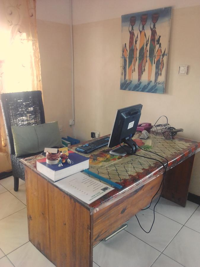 הוסטל לוסקה Kumunzi Backpackers מראה חיצוני תמונה